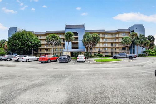 407-2786 Tennis Club Dr, West Palm Beach, FL, 33417-2896 | Card Image