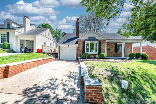 8670 Eulalie Ave, Brentwood, MO, 63144-2010 | Card Image