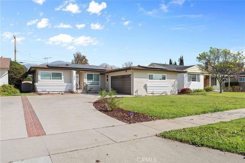 858 W Yale St, Ontario, CA, 91762-1839 | Card Image