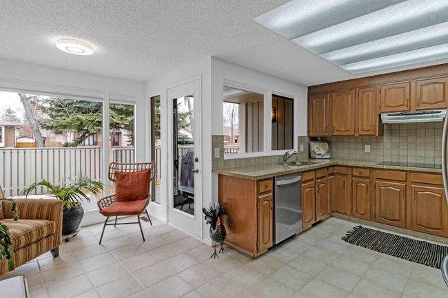 210 - 20 Midpark Crescent Se, Home with 3 bedrooms, 3 bathrooms and 2 parking in Calgary AB | Image 13