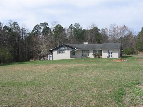 1989 Haymeadow Rd, Hays, NC, 28635-8109 | Card Image