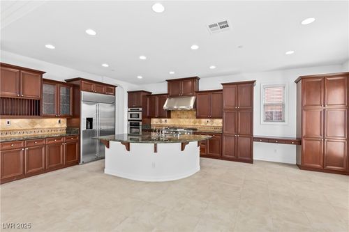 58 Contrada Fiore Dr, Henderson, NV, 89011-3148 | Card Image