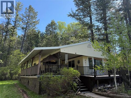 1278 Galena School Rd, Spillimacheen, BC, V0A1P0 | Card Image