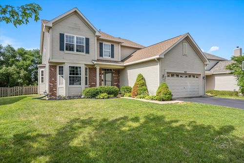 2621 Hennig Rd, Hampshire, IL, 60140-9096 | Card Image