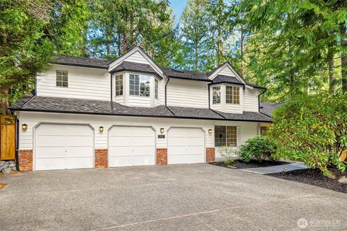 2048 213th Ave Ne, Sammamish, WA, 98074-6321 | Card Image