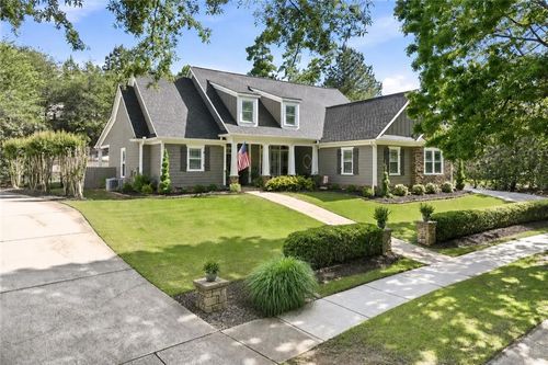6808 Grand Marina Cir, Gainesville, GA, 30506-7812 | Card Image