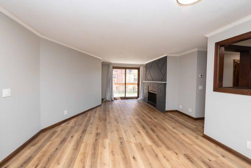 apt-106-1720 3rd Ave S, Minneapolis, MN, 55404-1885 | Card Image