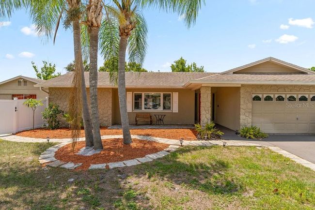 0000 Lynn Court, House other with 4 bedrooms, 3 bathrooms and null parking in Dunedin FL | Image 1