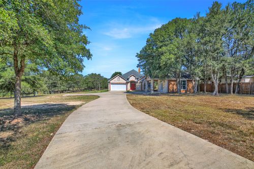 230 Heritage Oaks Dr, Cedar Creek, TX, 78612-3303 | Card Image