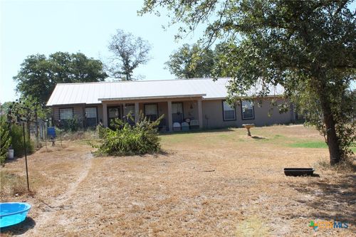222 Oak Valley Dr, La Vernia, TX, 78121-5212 | Card Image
