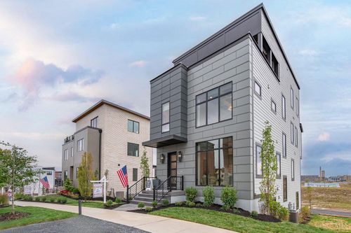 2926 Three Oaks Lane, Cincinnati, OH, 45209 | Card Image