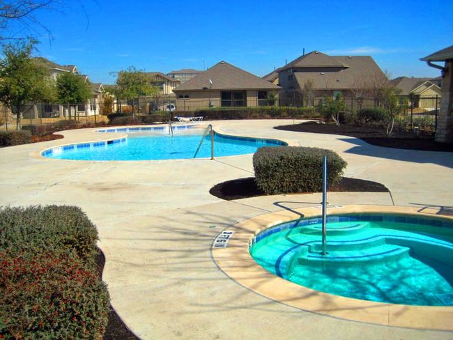 swimming pool | Image 30