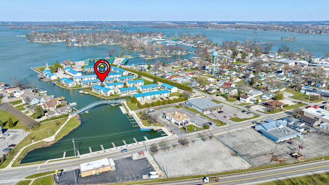 UNIT-102L - 129 Chase Ave, Condo with 2 bedrooms, 2 bathrooms and null parking in Russells Point OH | Image 30
