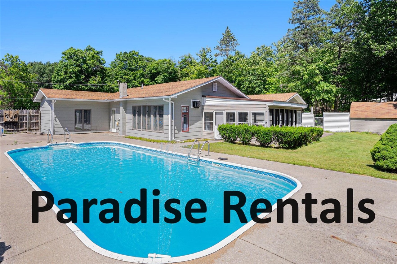 8th Ave, South Haven, MI 49090