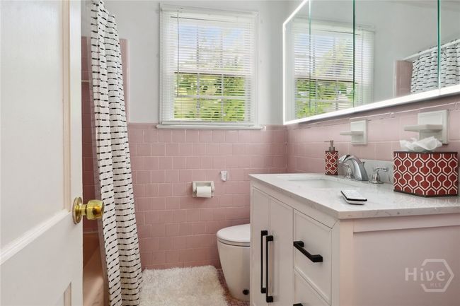 1616 Skidaway Rd, House other with 5 bedrooms, 3 bathrooms and null parking in Savannah GA | Image 46