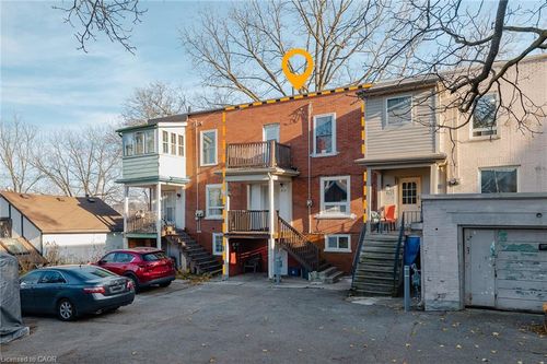 b-61 Eby St S, Kitchener, ON, N2G3K9 | Card Image