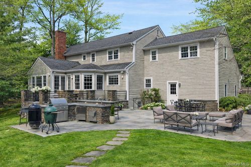 16 John Jay Pl, Rye, NY, 10580-2238 | Card Image