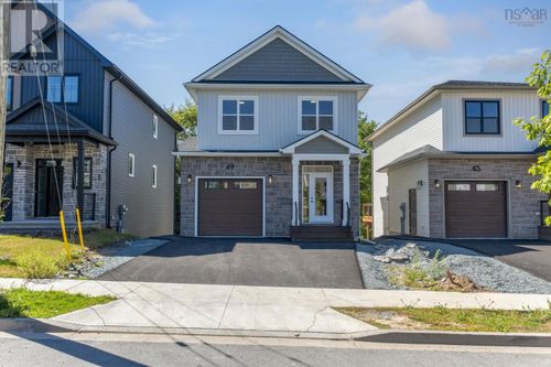 37 Pearlgarden Close, Dartmouth, NS, B2X0C3 | Card Image