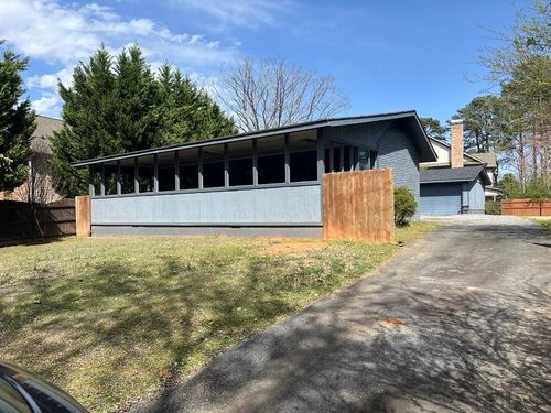 4931 Happy Hollow Rd, Dunwoody, GA, 30360-1647 | Card Image