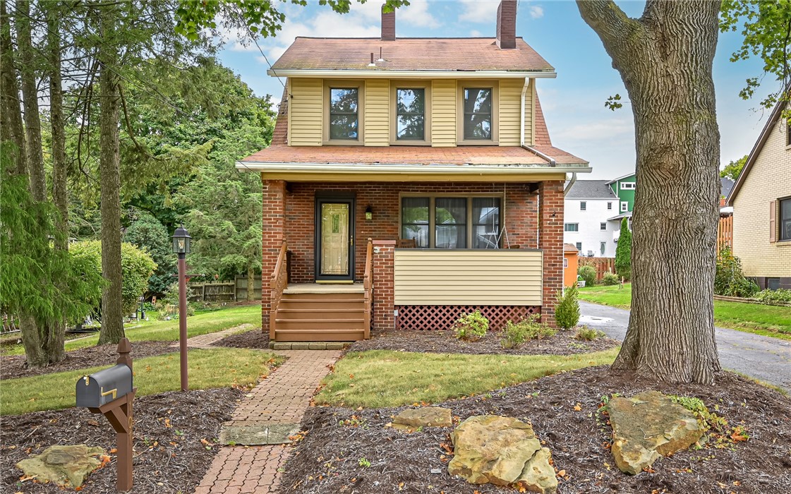 Hartle Rd, Glenshaw, PA 15116