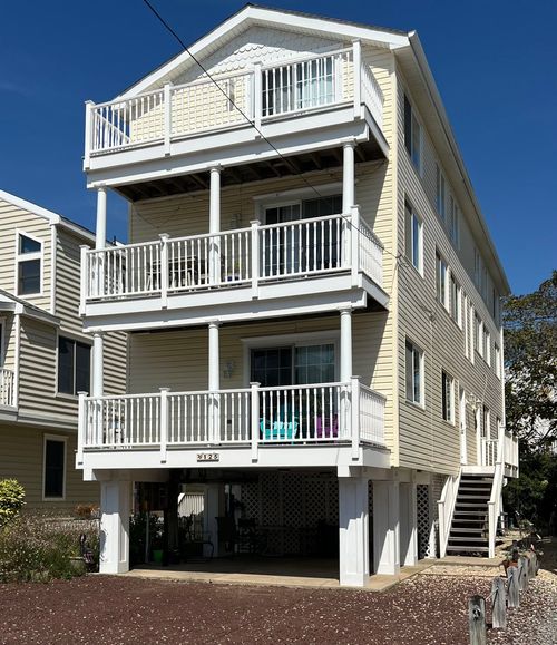 rear-127 87th St, Sea Isle City, NJ, 08243-1009 | Card Image