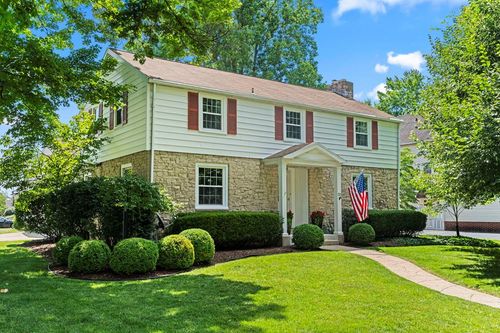 325 Fairway Ave, Chillicothe, OH, 45601-1218 | Card Image