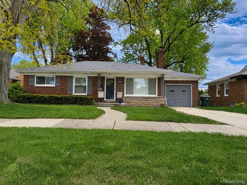 20924 Bon Brae St, Saint Clair Shores, MI, 48081-1883 | Card Image