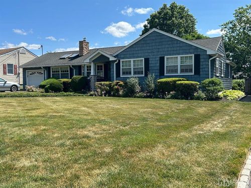 710 Harrell Avenue, Woodbridge Proper, NJ, 07095 | Card Image