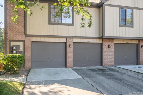 276 Meadow Bridge Dr, Rochester Hills, MI, 48307-3038 | Card Image