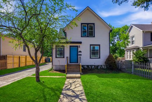 3114 Enoch Ave, Zion, IL, 60099-3238 | Card Image