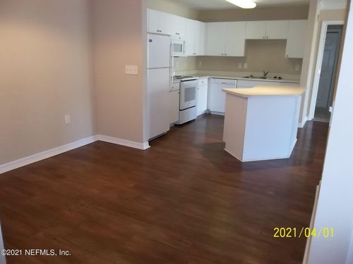 326-3591 Kernan Blvd S, Jacksonville, FL, 32224-4645 | Card Image