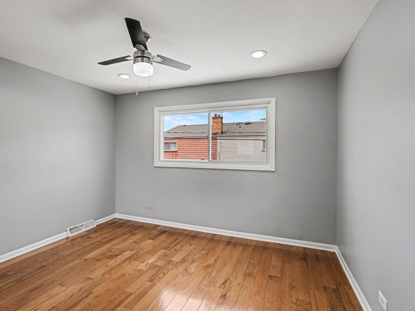 Residential in Des Plaines 3