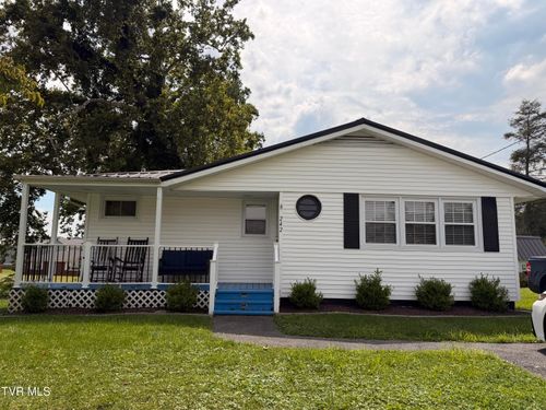 242 Aker Ave, Chilhowie, VA, 24319-4670 | Card Image