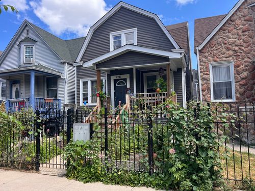 2207 N Lawndale Avenue, Chicago, IL, 60647 | Card Image