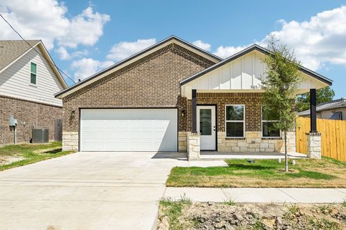 305 Campbell St, Terrell, TX, 75160-3805 | Card Image