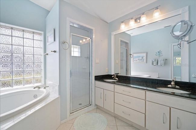 519 74 Th St, House other with 3 bedrooms, 3 bathrooms and null parking in HOLMES BEACH FL | Image 21