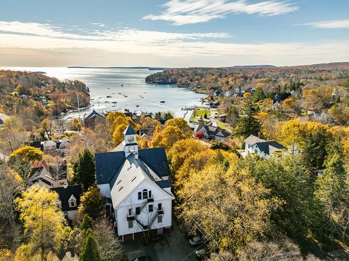 7-10 Summer Street, Rockport, ME, 04856 | Card Image