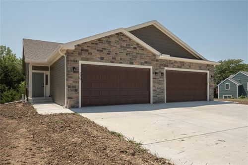 225 Hillside Drive, Baldwin City, KS, 66006 | Card Image