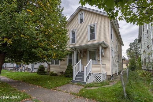 816 Memorial Ave, Williamsport, PA, 17701-4715 | Card Image
