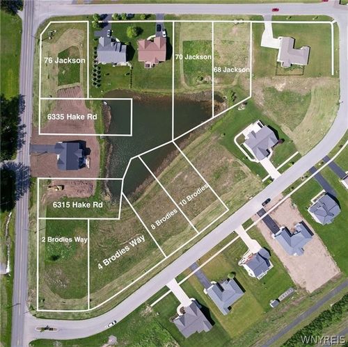 18 Brodies Way, Akron, NY, 14001-9239 | Card Image