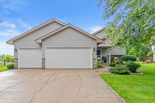 10758 58th St Ne, Albertville, MN, 55301-9800 | Card Image
