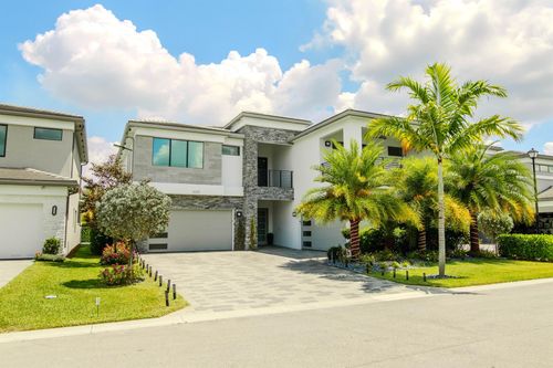 8305 Fishhawk Falls Ct, Boca Raton, FL, 33496-5627 | Card Image