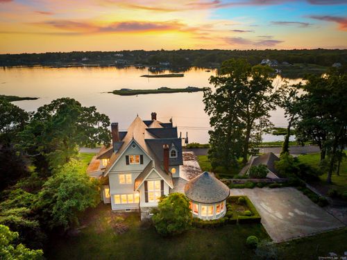 31 Contentment Island Rd, Darien, CT, 06820-6210 | Card Image