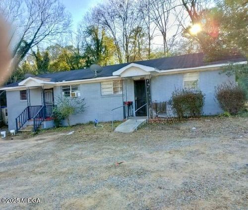 3908 Log Cabin Dr, Macon, GA, 31204-4138 | Card Image