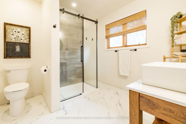 6 Bluff Point Dr, House other with 5 bedrooms, 2 bathrooms and 5 parking in Calabogie ON | Image 34