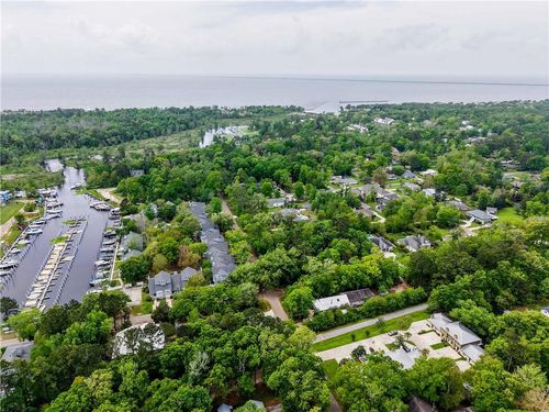 apt-b-704 Colbert St, Mandeville, LA, 70448-5465 | Card Image