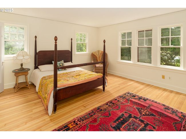 92216 Whiskey Rd, House other with 6 bedrooms, 3 bathrooms and 2 parking in Warrenton OR | Image 34