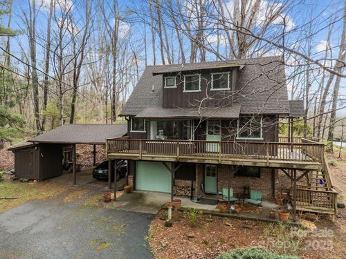 33 Wenlock Way, Waynesville, NC, 28785-8234 | Card Image