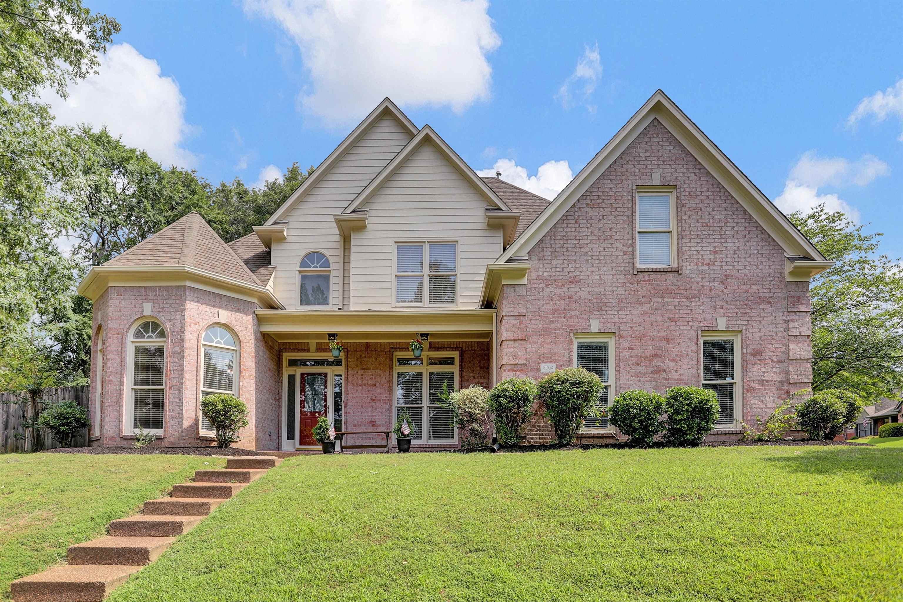 Thorne Dr, Bartlett, TN 38002