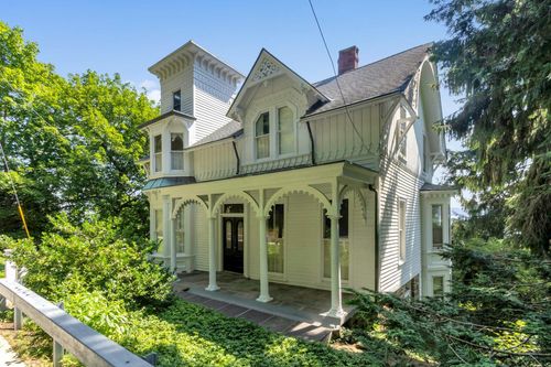 165 River Road, Orangetown, NY, 10960 | Card Image